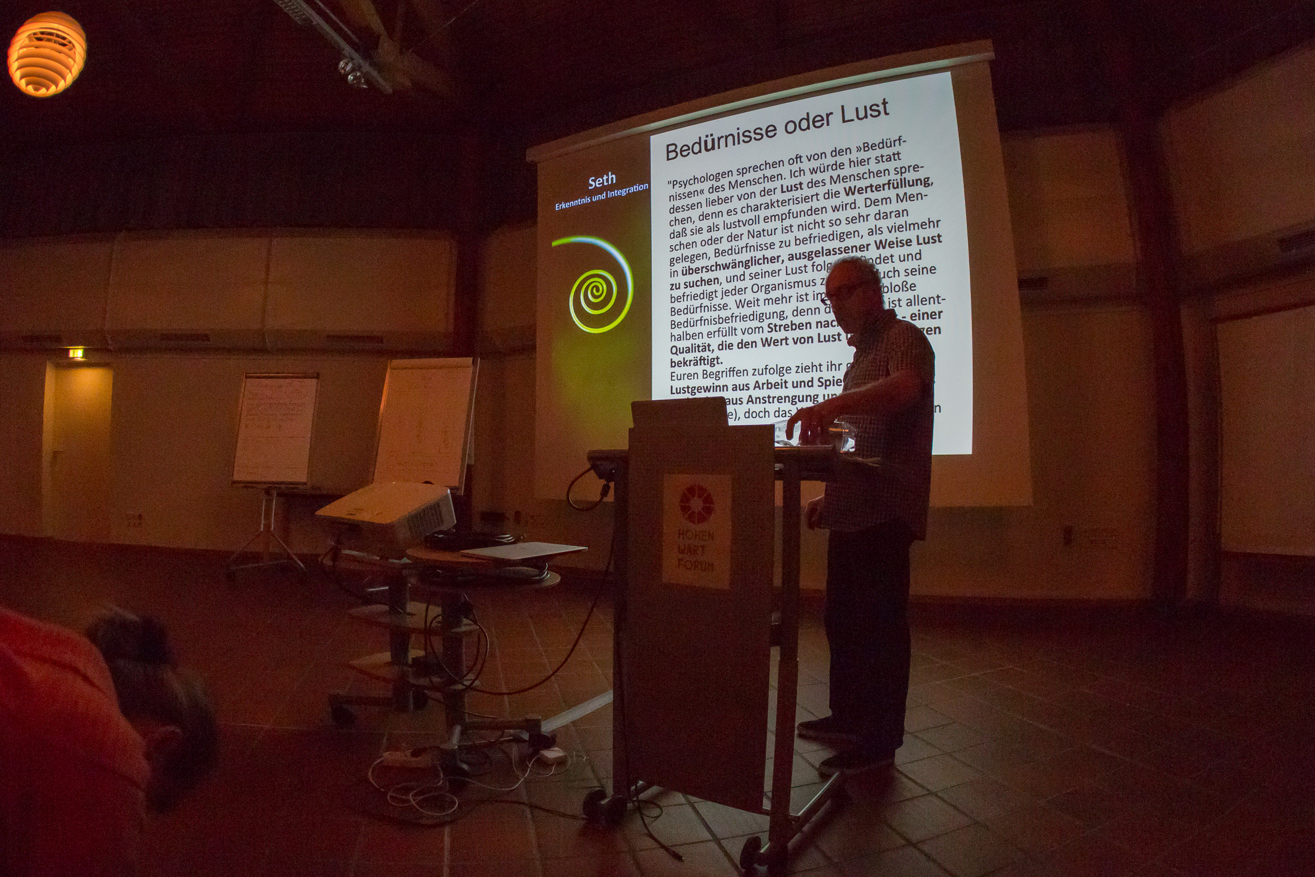 20151024210409 RD100872